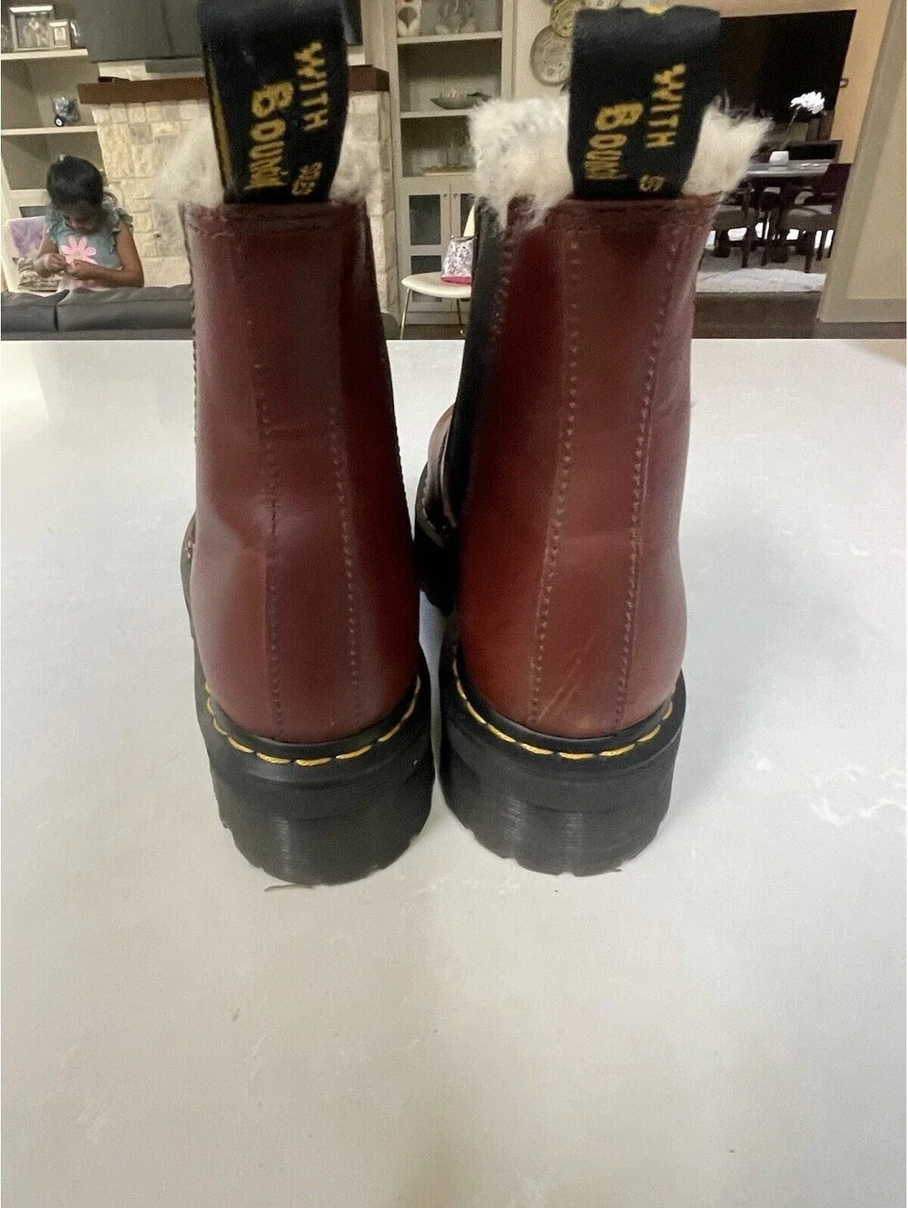 Dr. Martens Chelsea 2976 Quad FLFur Lined Platform Leather Unisex L 11 M 10  Red